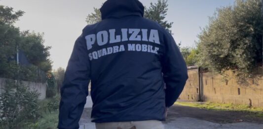 Roma. Shaboo e cocaina nascosta in un cuscino, 7 arresti dei falchi della Polizia